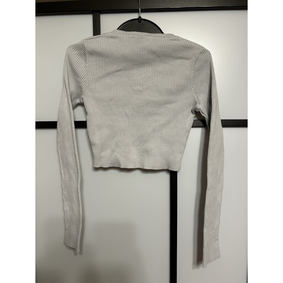 Brandy Melville Sweater Gray Knit Long Sleeve Cropped V-Neck‎ One Size - Picture 2 of 6